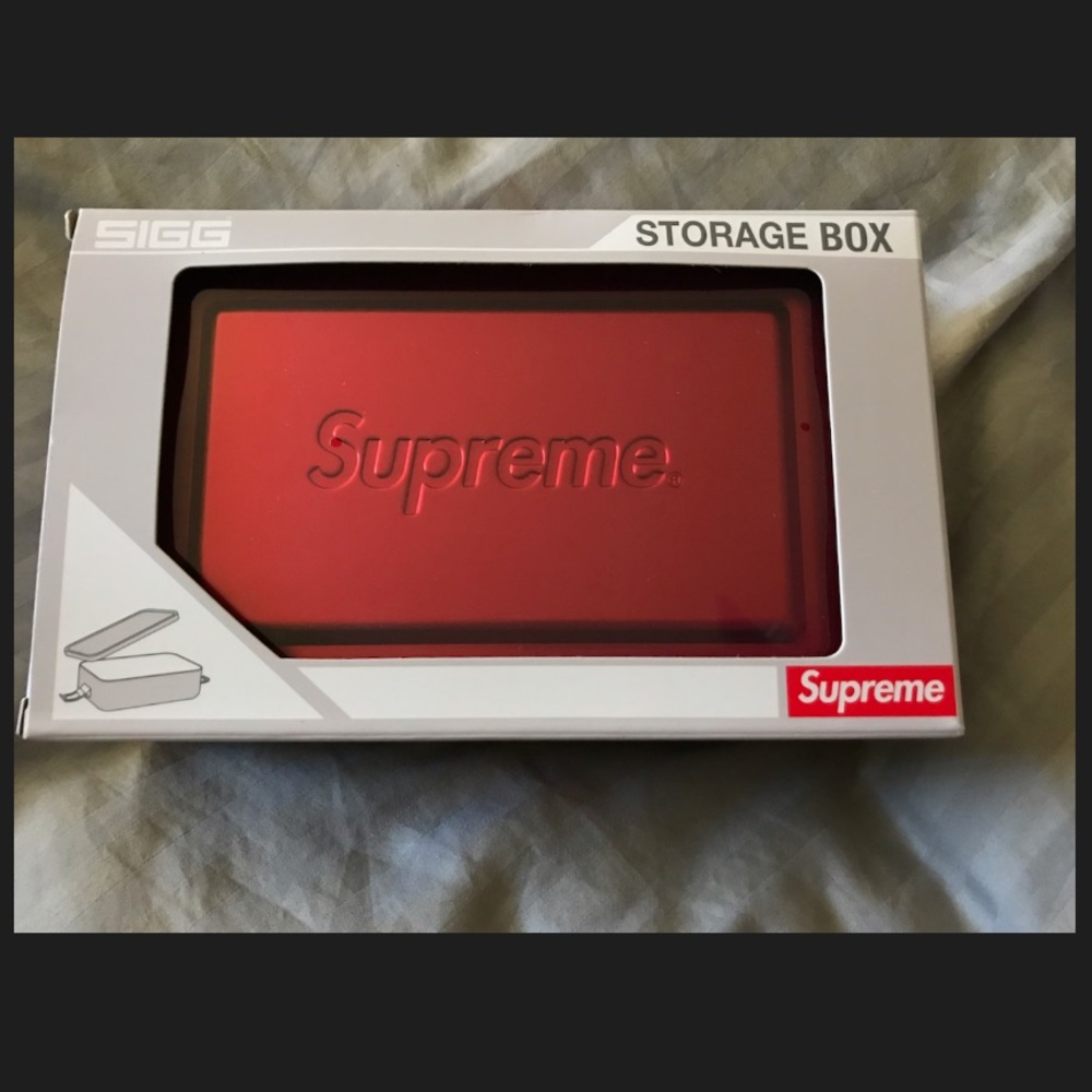 Supreme SIGG Small&Large Metal box Plus SS18 - Picture 3 of 4